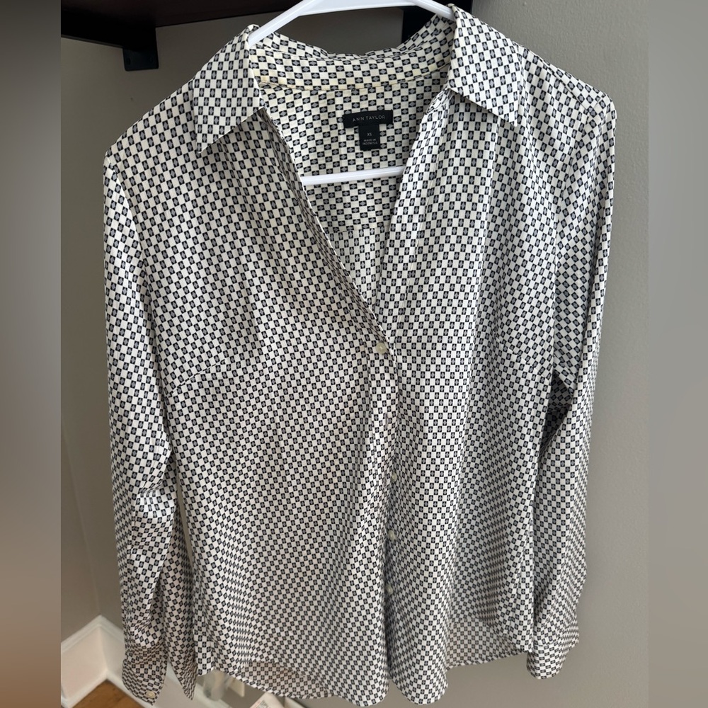Ann Taylor Black, Blue, and Cream Geometric Blouse